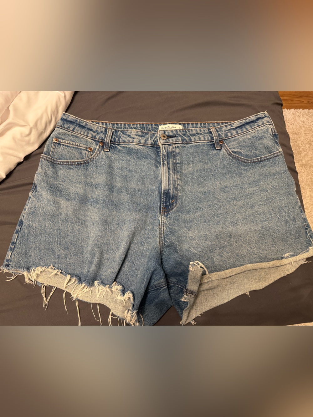 Abercrombie & Fitch Dad high rise shorts curve love